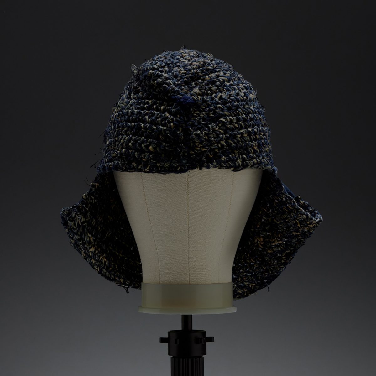 080-Barcelona-Fashion-Week-2025-BEYONDCRAFTS_ANDREAVIÊNTËC_ÉTERMAG-NEWS5