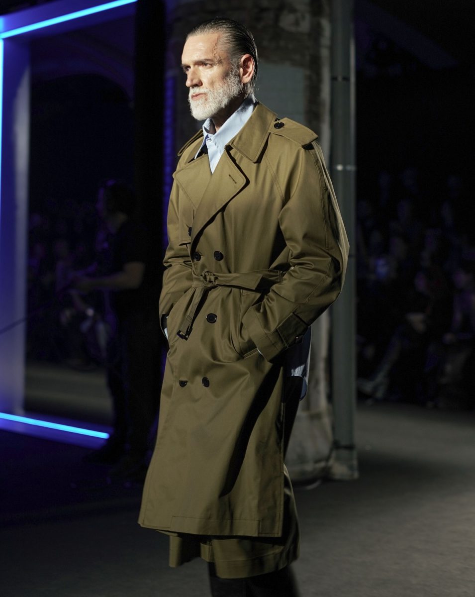 080-Barcelona-Fashion-Week-2025-runway-Acromatyx_ÉTERMAG-NEWS10