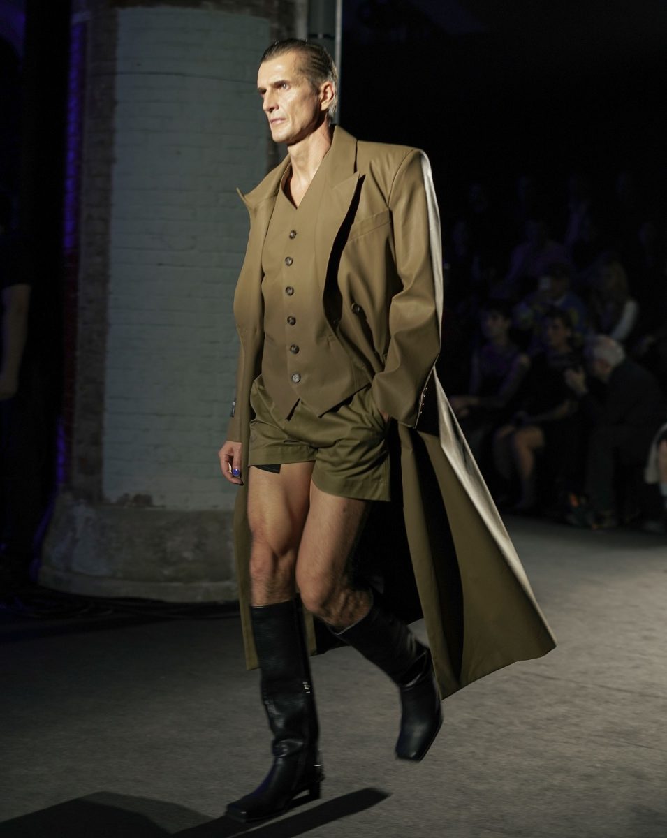 080-Barcelona-Fashion-Week-2025-runway-Acromatyx_ÉTERMAG-NEWS9