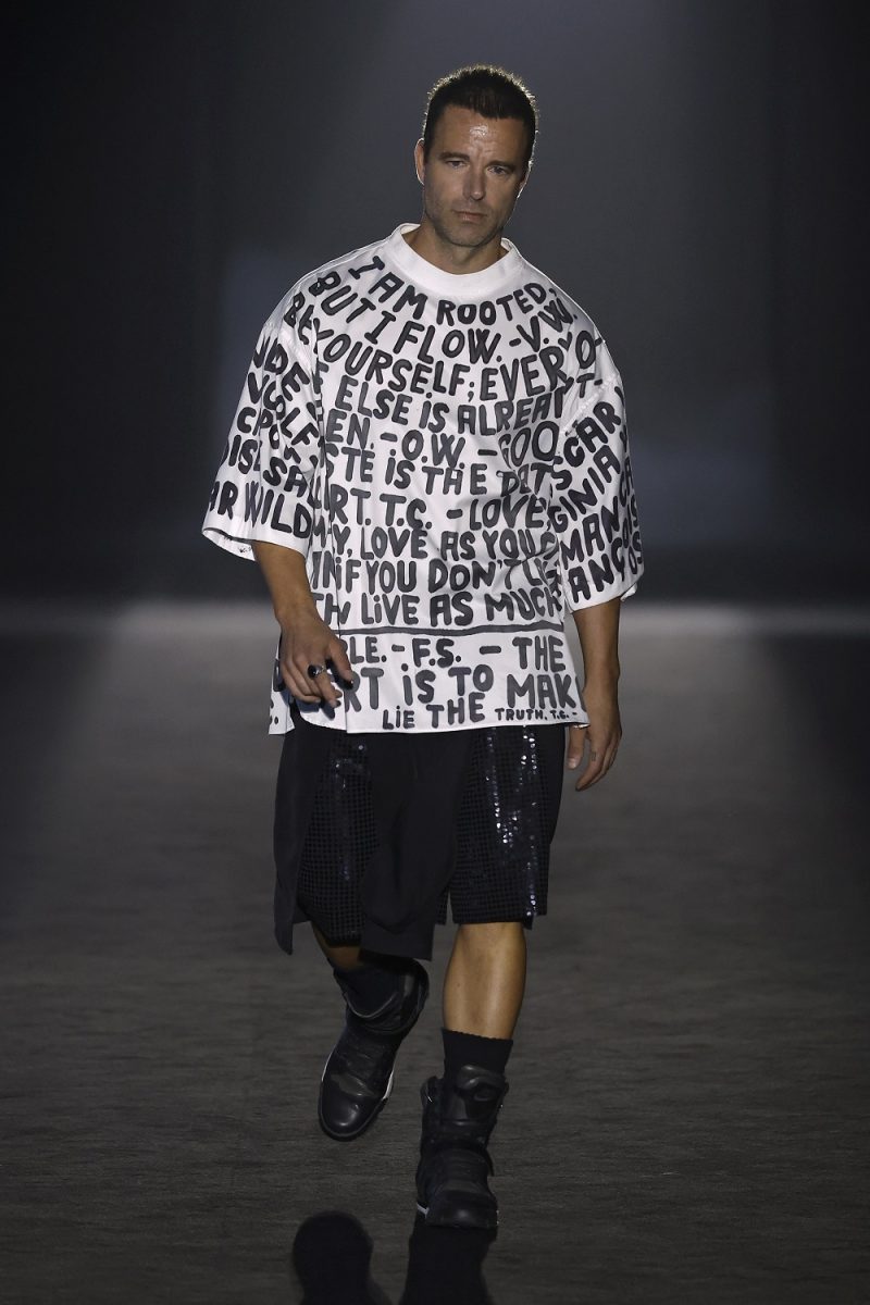 080-Barcelona-Fashion-Week-2025-runway-REBORN_ÉTERMAG-NEWS2